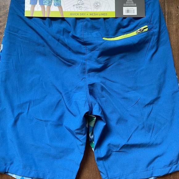 Boys Eddie Bauer 2 pack Shorts - Picture 7 of 8
